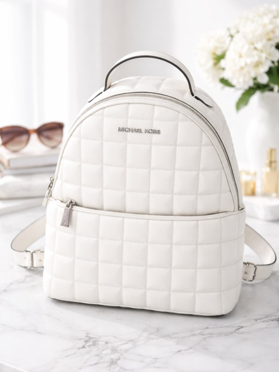 Michael Kors White Quilted Leather Backpack NWT Mini Travel Bag Gold Hardware main image 8